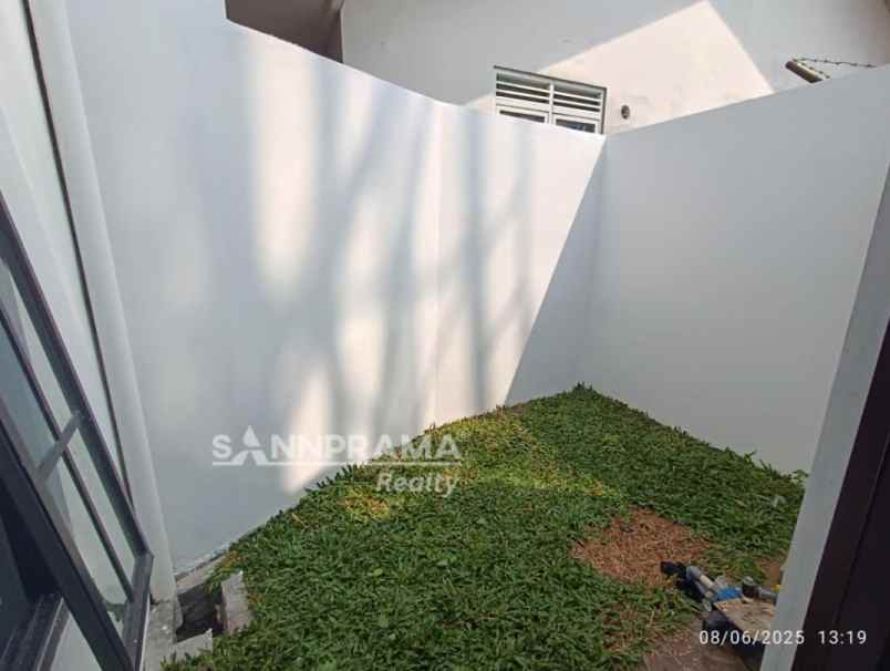 dijual rumah bedahan sawangan depok