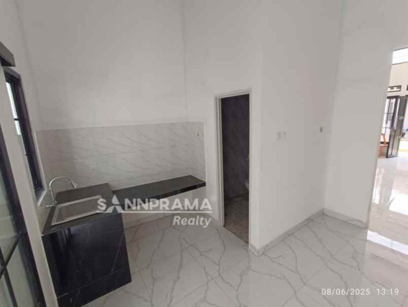 dijual rumah bedahan sawangan depok