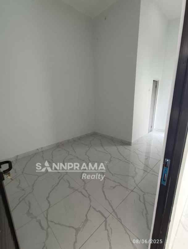 dijual rumah bedahan sawangan depok