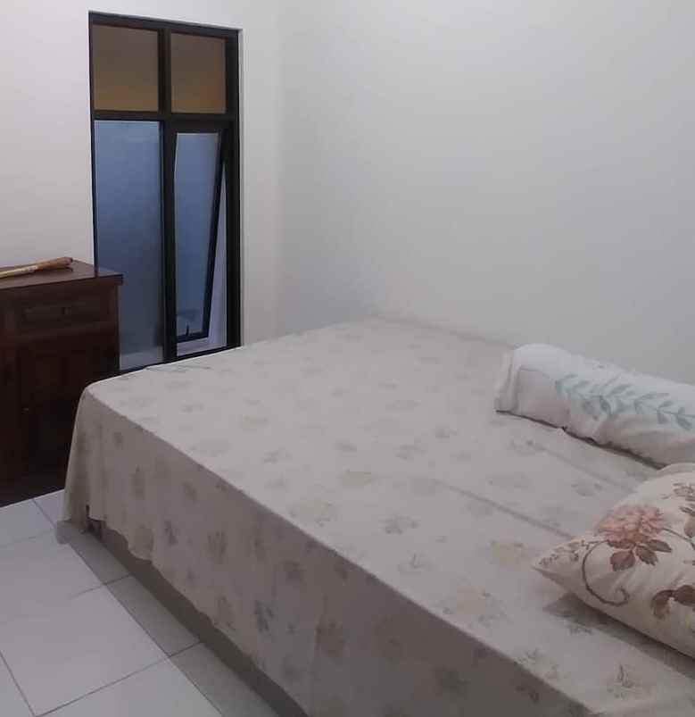 dijual rumah bsb village