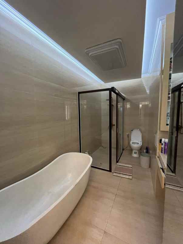 dijual rumah bu gegerkalong bandung utara