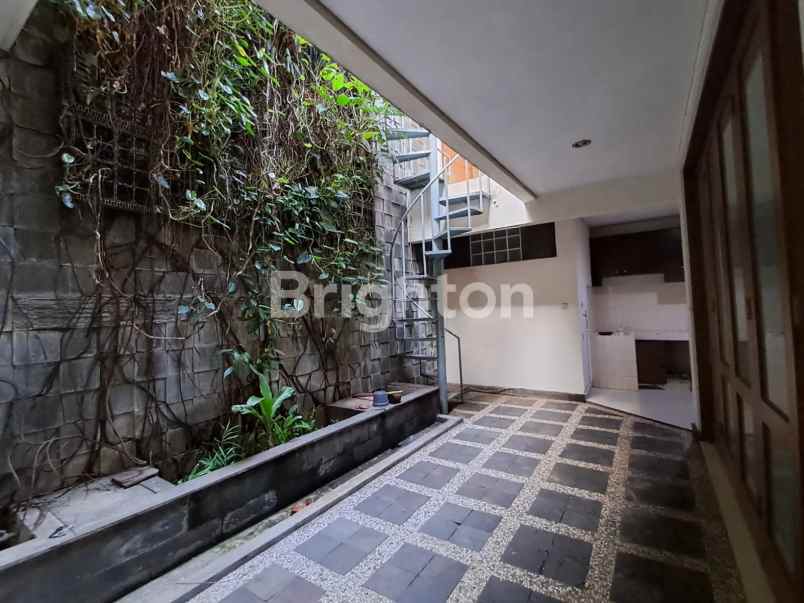 dijual rumah bumi bintaro permai