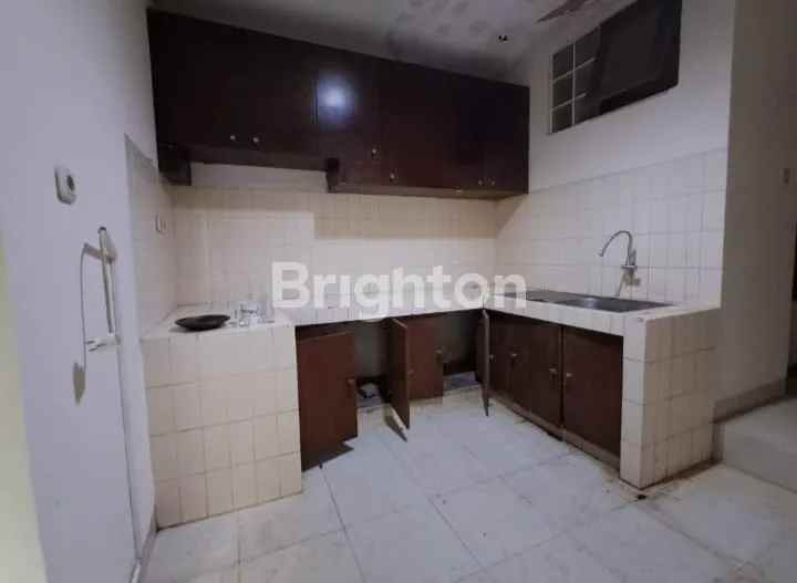 dijual rumah bumi bintaro permai
