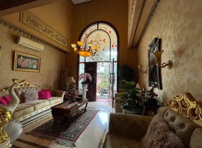 dijual rumah bumi karang indah jl bumi