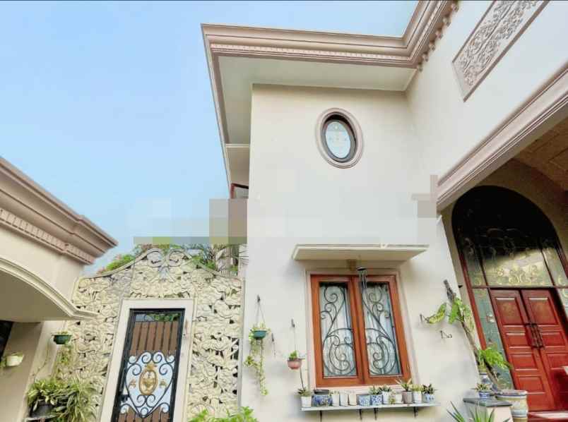 dijual rumah bumi karang indah jl bumi