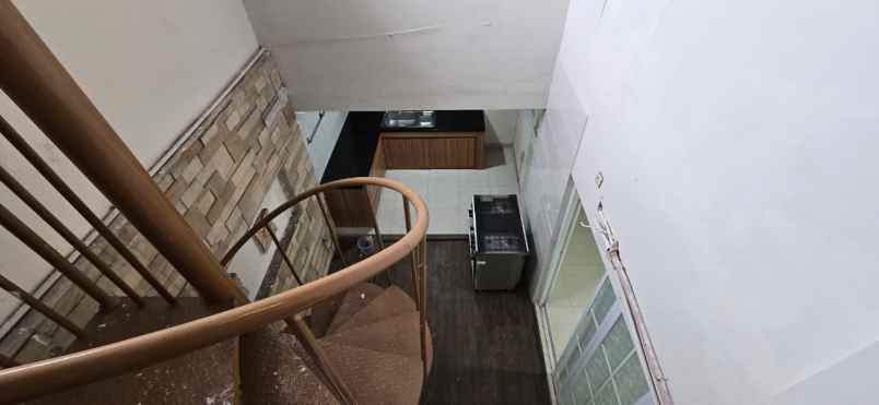 dijual rumah cantik siap huni di serenade lake bsd