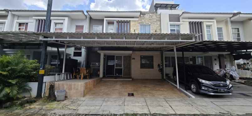 dijual rumah cantik siap huni di serenade lake bsd