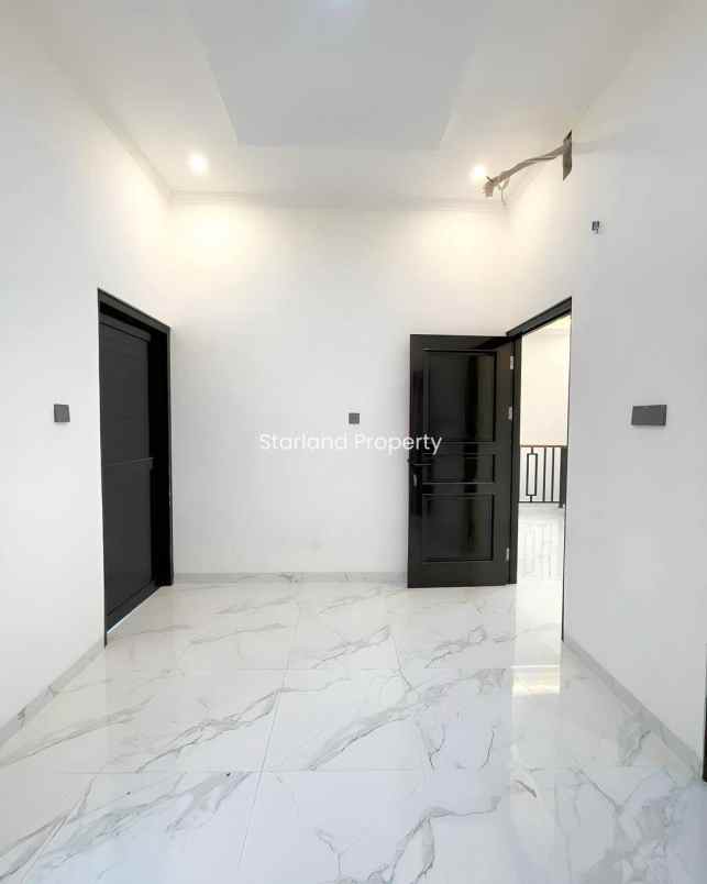 dijual rumah cendrawasih