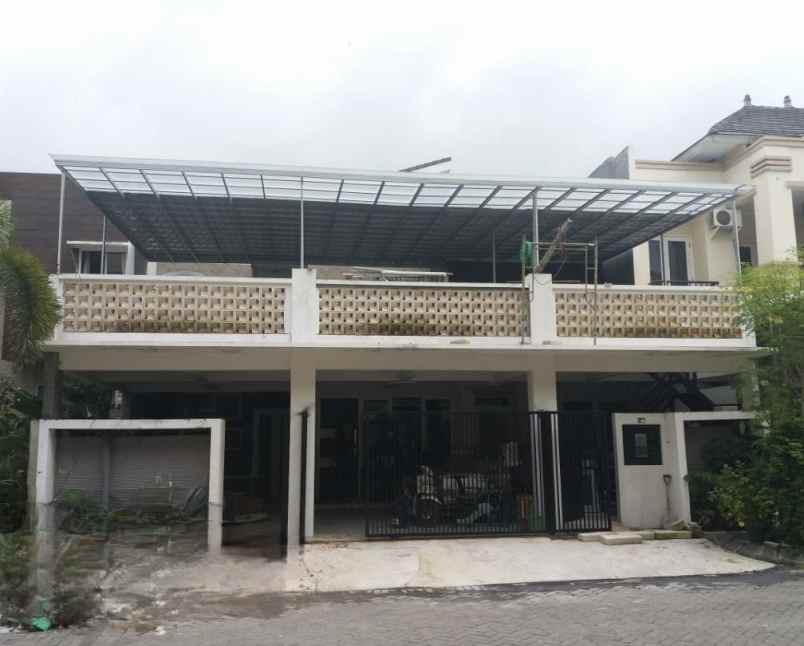dijual rumah central park mulyosari