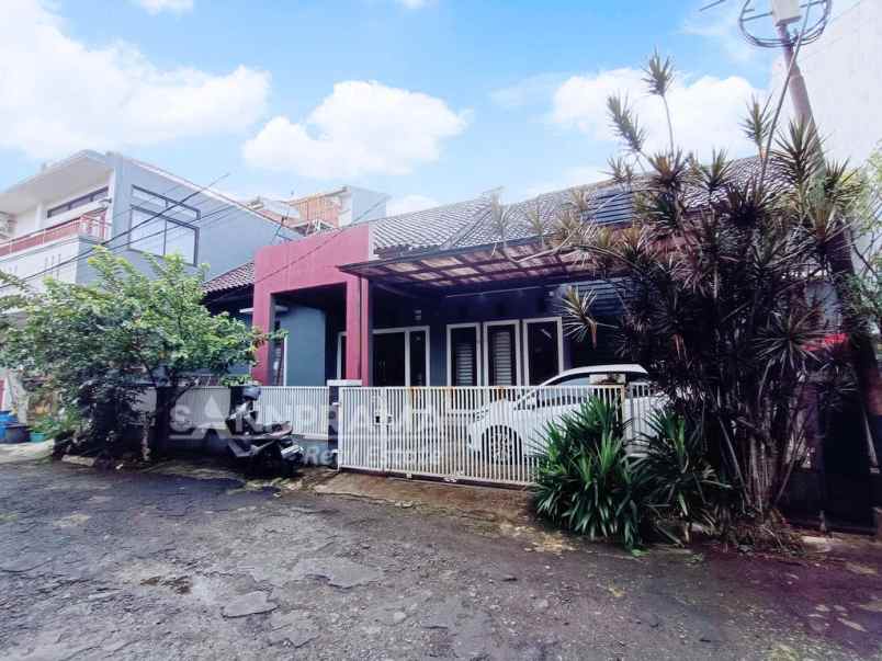 dijual rumah cepat di rangkapan jaya depok
