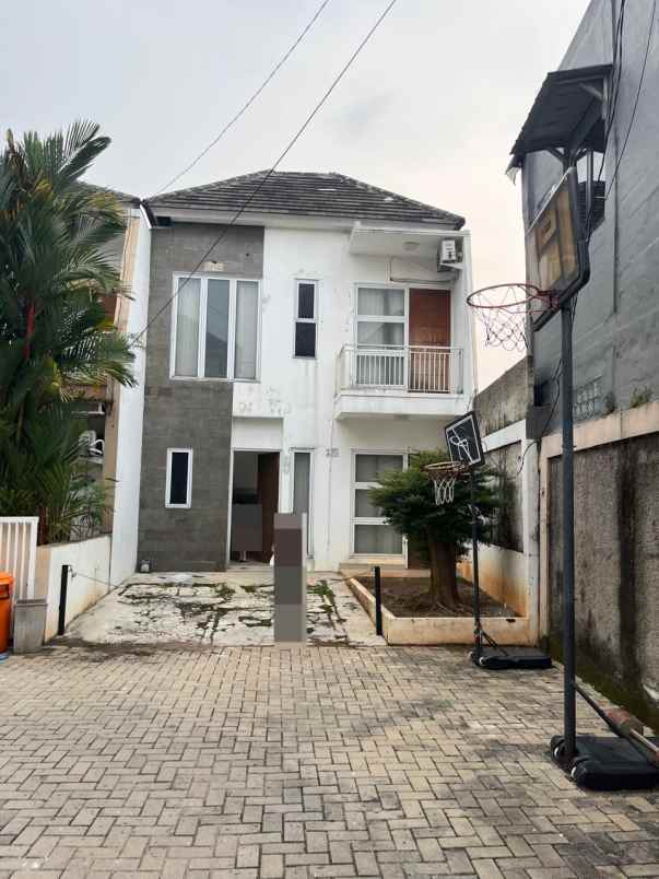 dijual rumah ciganjur