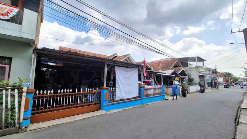 dijual rumah cihanjuang cibabat cimahi