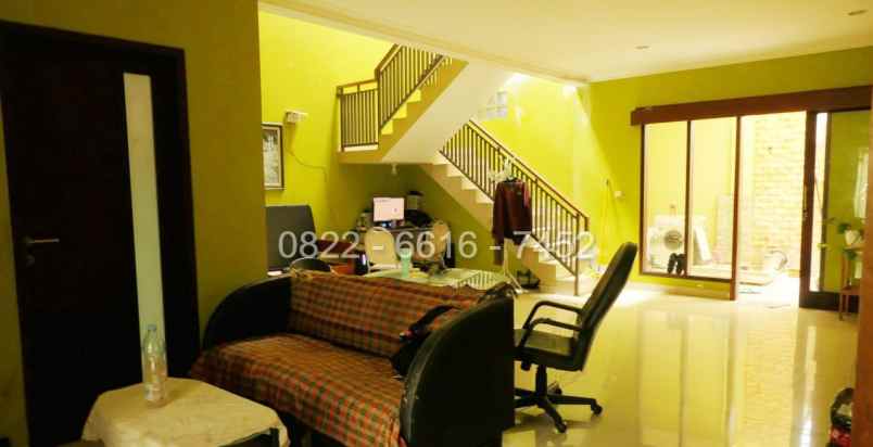 dijual rumah cijerokaso sarijadi