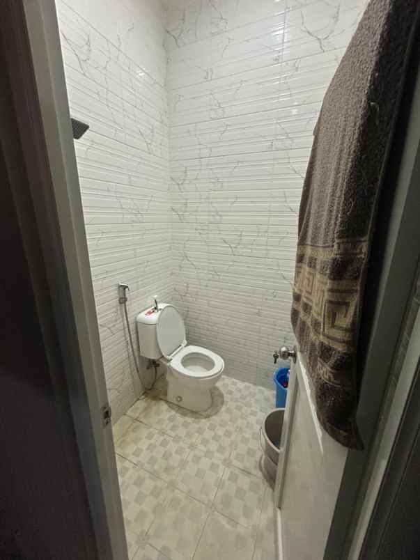 dijual rumah cilodong depok