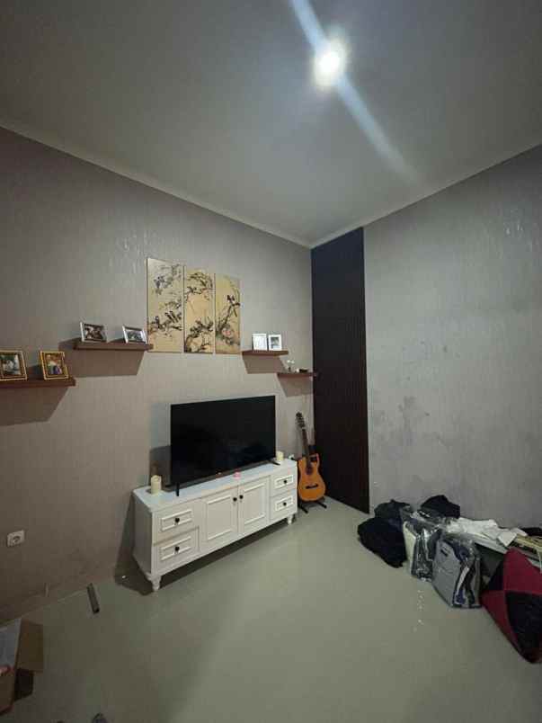 dijual rumah cilodong depok