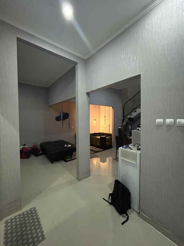 dijual rumah cilodong depok