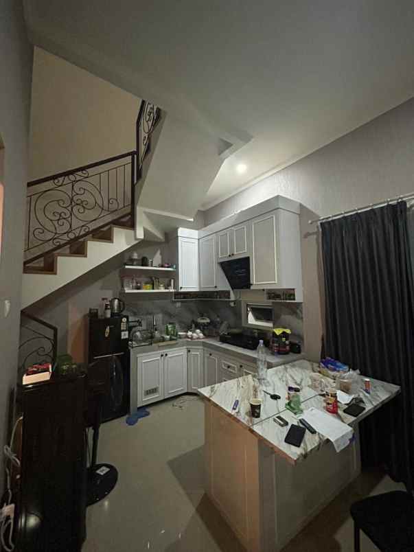 dijual rumah cilodong depok