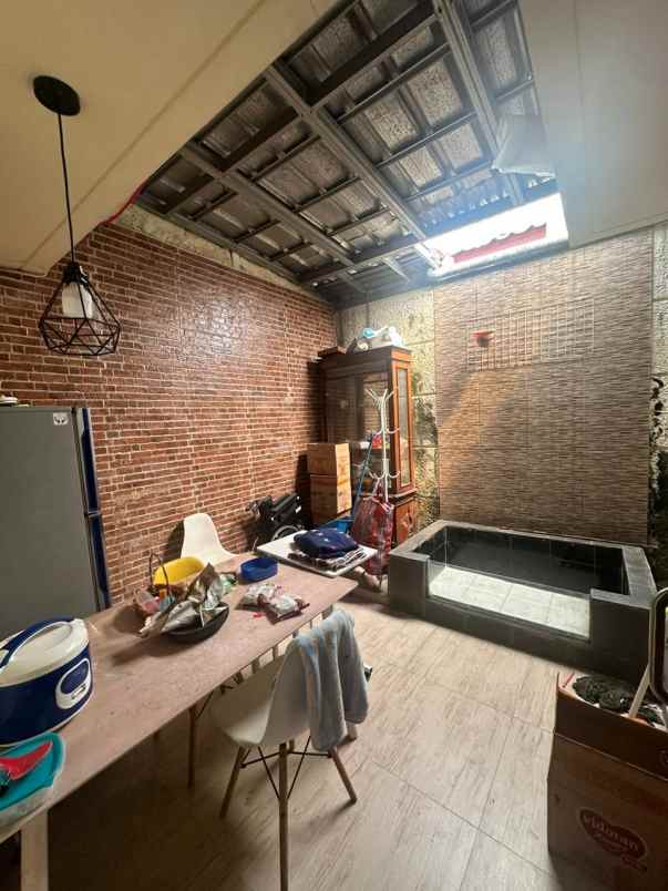 dijual rumah cilodong depok