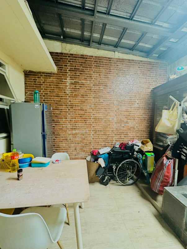 dijual rumah cilodong depok