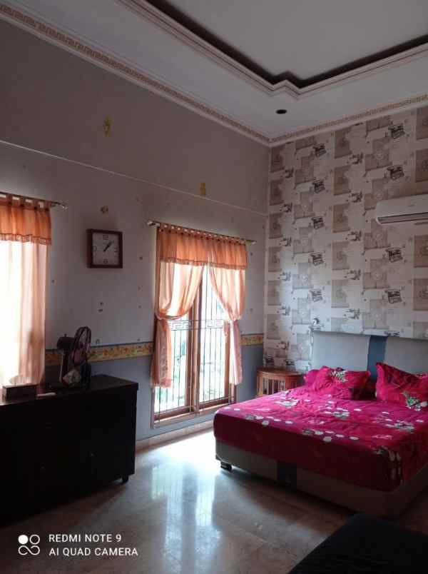 dijual rumah cinere depok