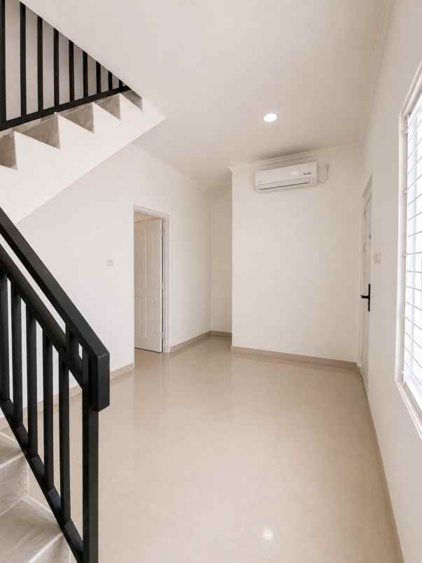 dijual rumah cinnangka sawangan