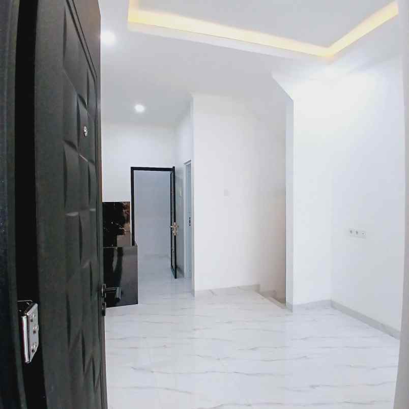 dijual rumah cipayung