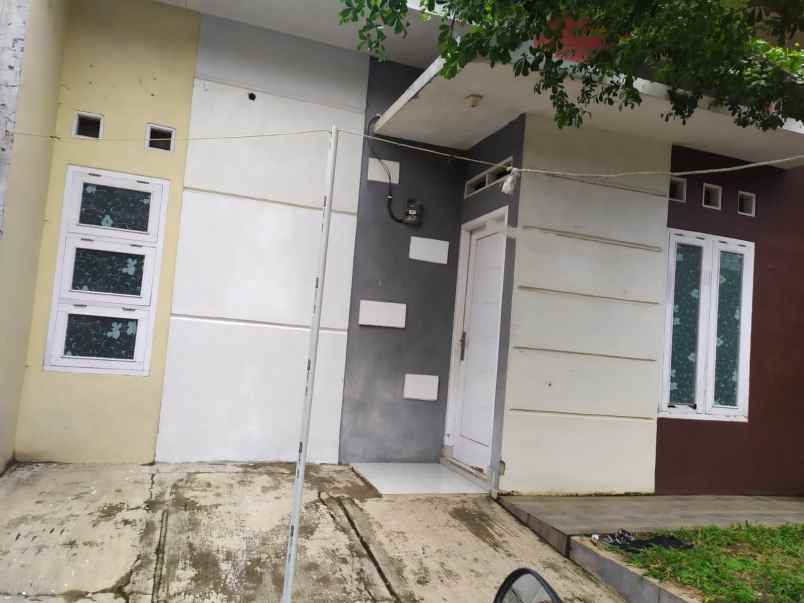 dijual rumah cipayung depok