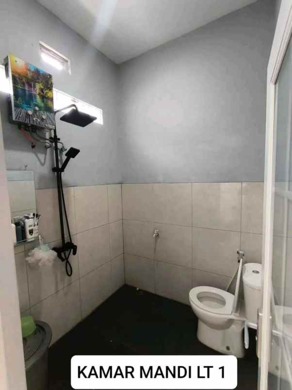 dijual rumah cisasawi cihanjuang