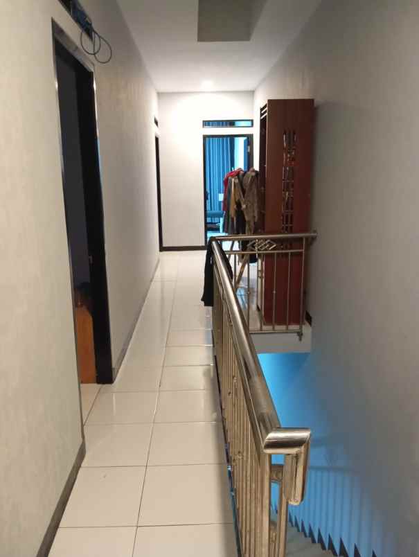 dijual rumah cisasawi cihanjuang