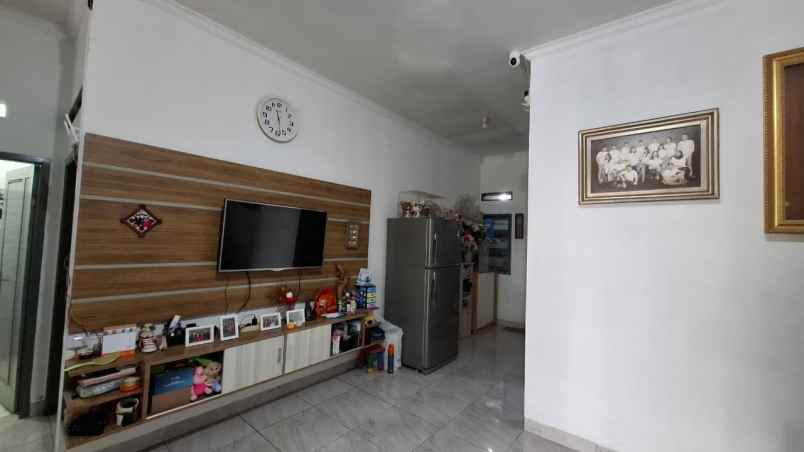 dijual rumah ciwaruga