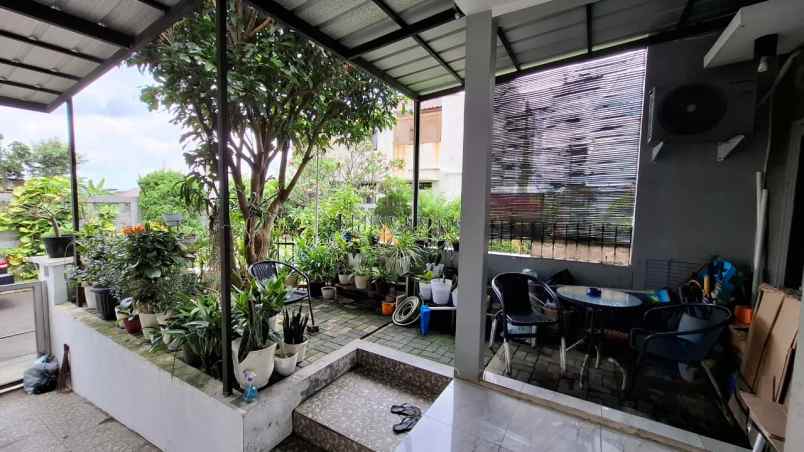 dijual rumah ciwaruga