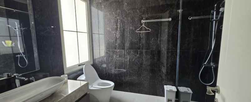 dijual rumah cluster agathis summarecon