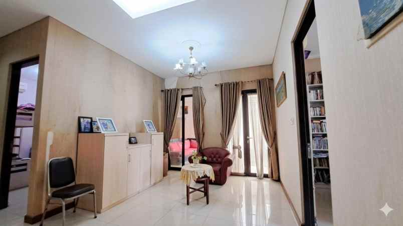 dijual rumah cluster asia tropis kota