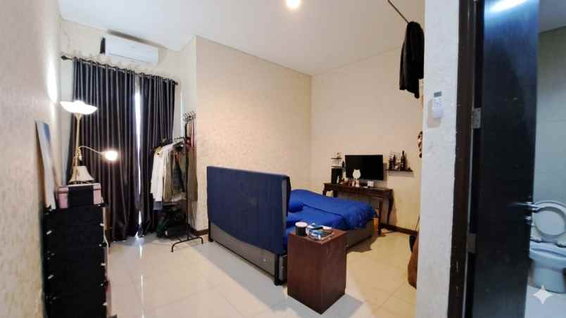 dijual rumah cluster asia tropis kota