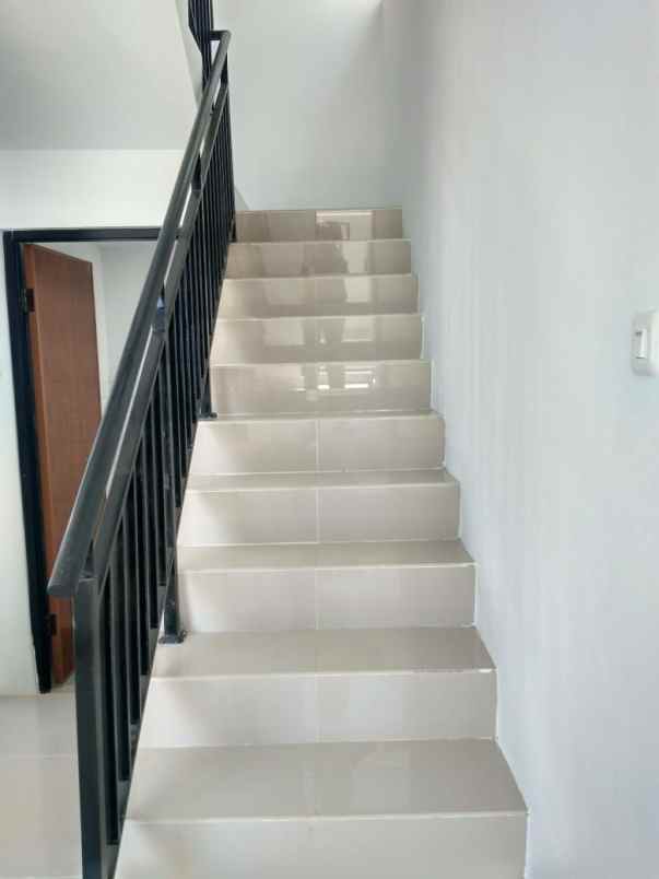 dijual rumah cluster bandung city light