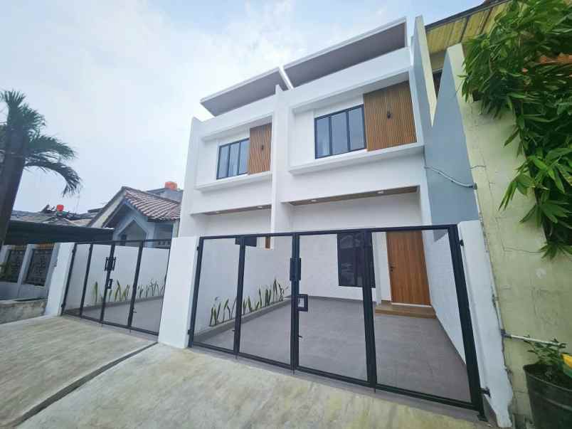 dijual rumah cluster boulevard hijau