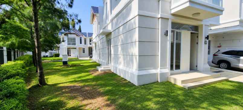 dijual rumah cluster lavon lavisa