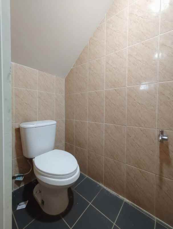 dijual rumah condet jakarta timur