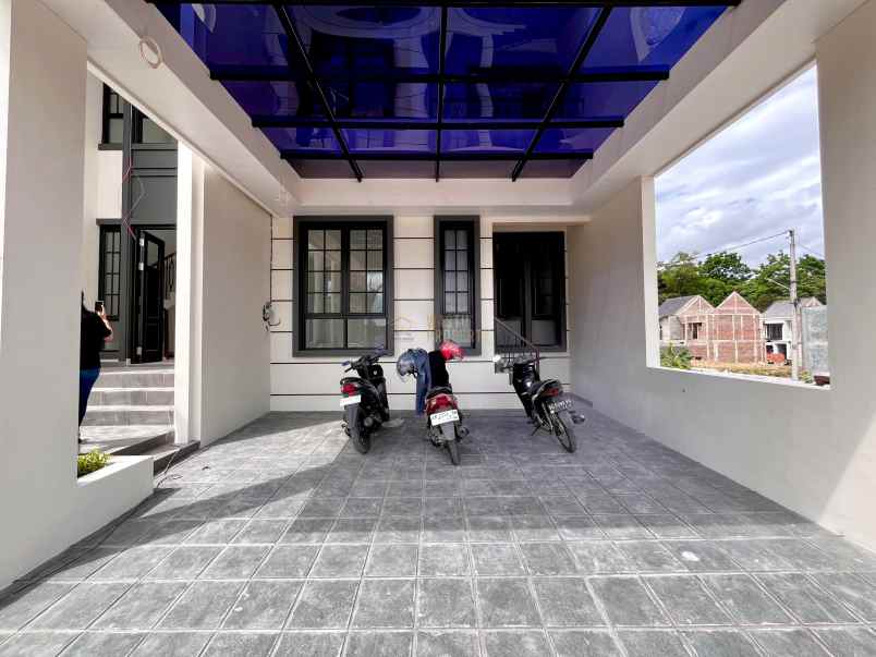 dijual rumah condongcatur depok sleman