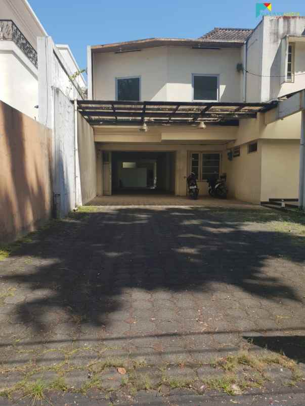 dijual rumah dago bandung