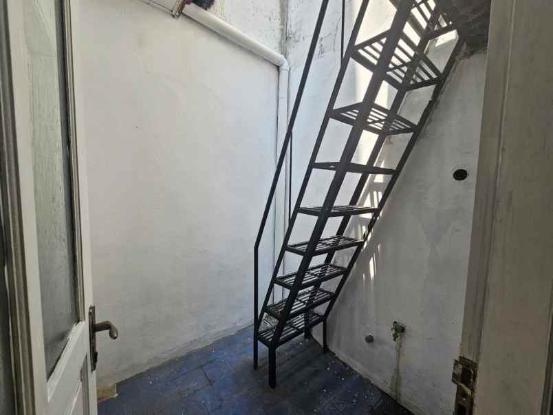 dijual rumah di bulevar hijau harapan indah bekasi