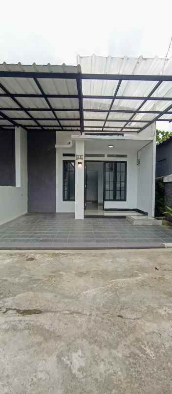 dijual rumah di depok