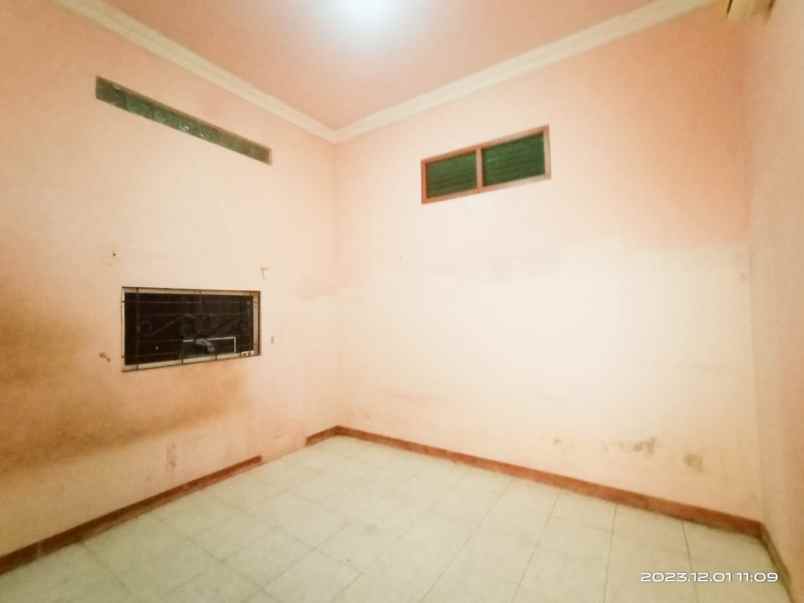 dijual rumah di ketileng raya semarang