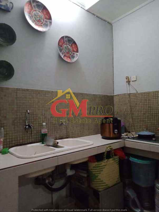 dijual rumah di sadangserang bandung