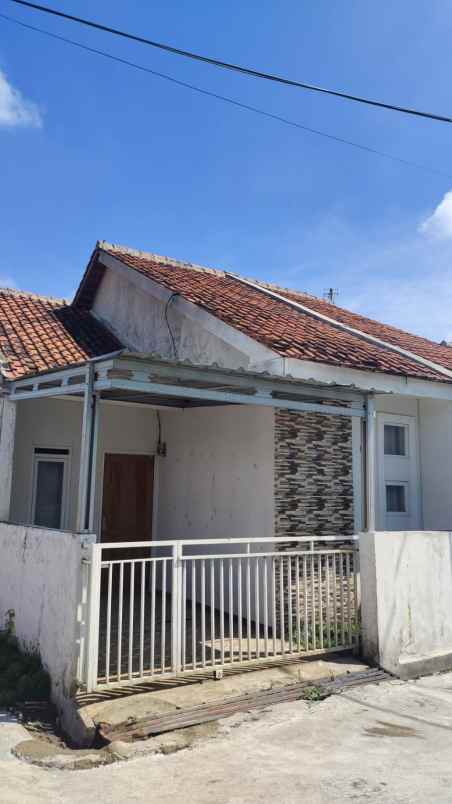 dijual rumah dijual rumah di komplek