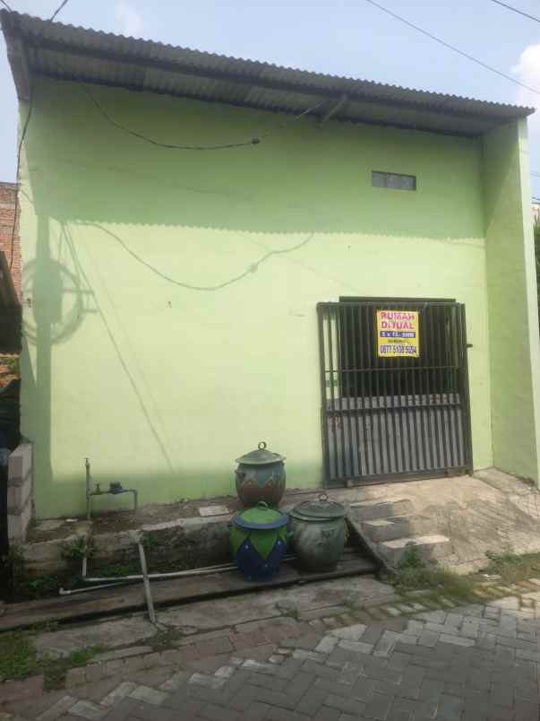 dijual rumah dijual rumah di sememi