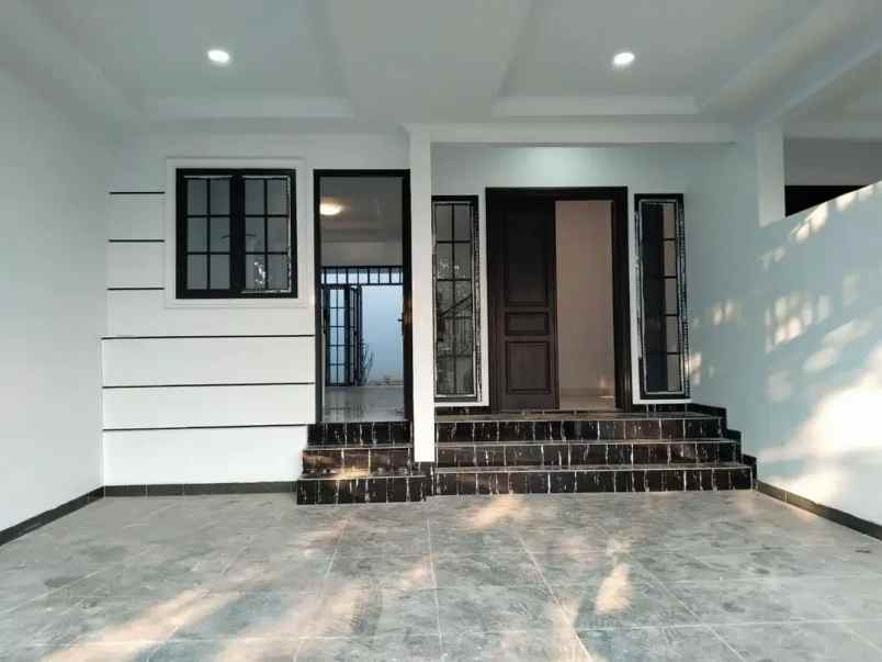 dijual rumah duren sawit