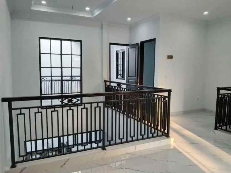 dijual rumah duren sawit