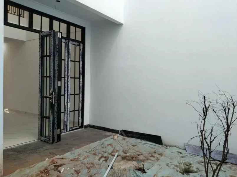 dijual rumah duren sawit