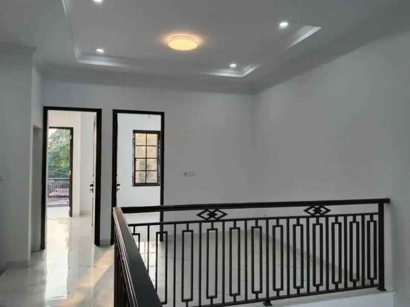 dijual rumah duren sawit